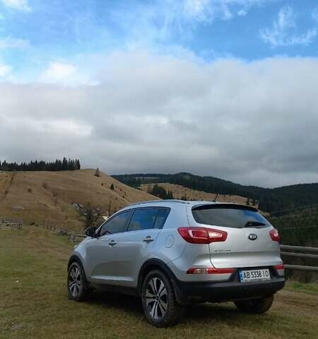 Серый Киа Sportage, объемом двигателя 2 л и пробегом 74 тыс. км за 15999 $, фото 2 на Automoto.ua