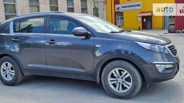 Серый Киа Sportage, объемом двигателя 1.7 л и пробегом 128 тыс. км за 13200 $, фото 6 на Automoto.ua