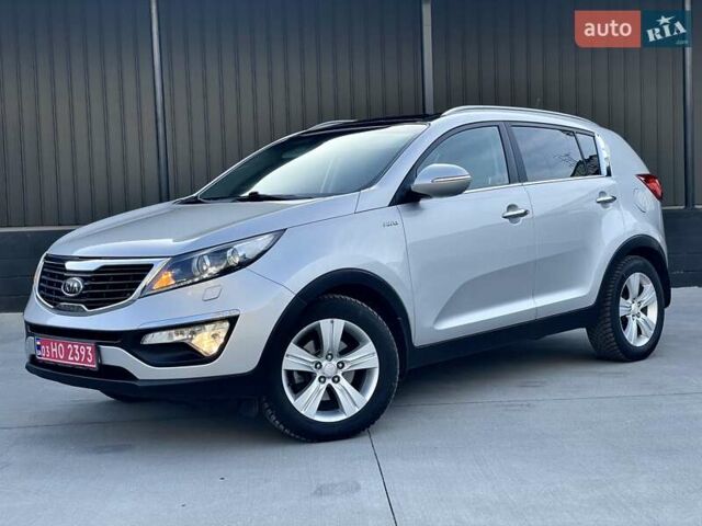 Серый Киа Sportage, объемом двигателя 2 л и пробегом 246 тыс. км за 12999 $, фото 4 на Automoto.ua
