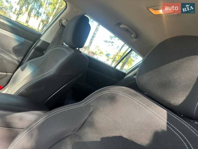 Сірий Кіа Sportage, об'ємом двигуна 2 л та пробігом 142 тис. км за 11450 $, фото 27 на Automoto.ua