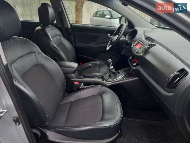 Серый Киа Sportage, объемом двигателя 1.7 л и пробегом 224 тыс. км за 11900 $, фото 36 на Automoto.ua