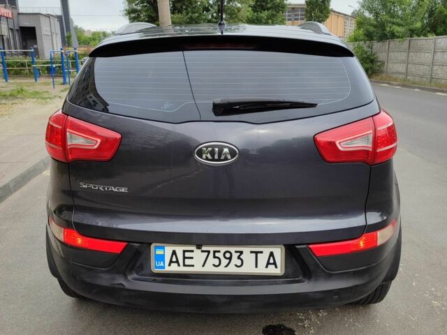 Серый Киа Sportage, объемом двигателя 2 л и пробегом 93 тыс. км за 12500 $, фото 3 на Automoto.ua