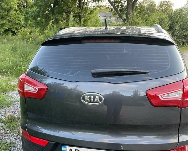 Серый Киа Sportage, объемом двигателя 2 л и пробегом 167 тыс. км за 14000 $, фото 3 на Automoto.ua