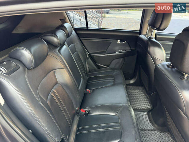 Серый Киа Sportage, объемом двигателя 2 л и пробегом 166 тыс. км за 15999 $, фото 13 на Automoto.ua