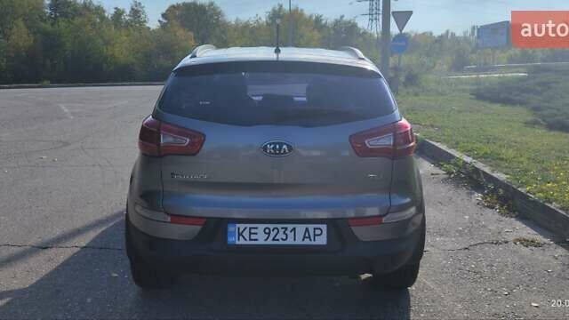 Серый Киа Sportage, объемом двигателя 2 л и пробегом 155 тыс. км за 14000 $, фото 3 на Automoto.ua