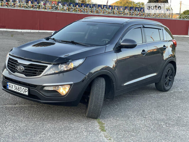 Серый Киа Sportage, объемом двигателя 1.69 л и пробегом 230 тыс. км за 12000 $, фото 14 на Automoto.ua