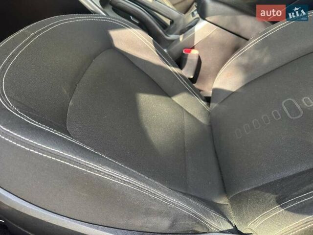 Сірий Кіа Sportage, об'ємом двигуна 2 л та пробігом 142 тис. км за 11450 $, фото 25 на Automoto.ua