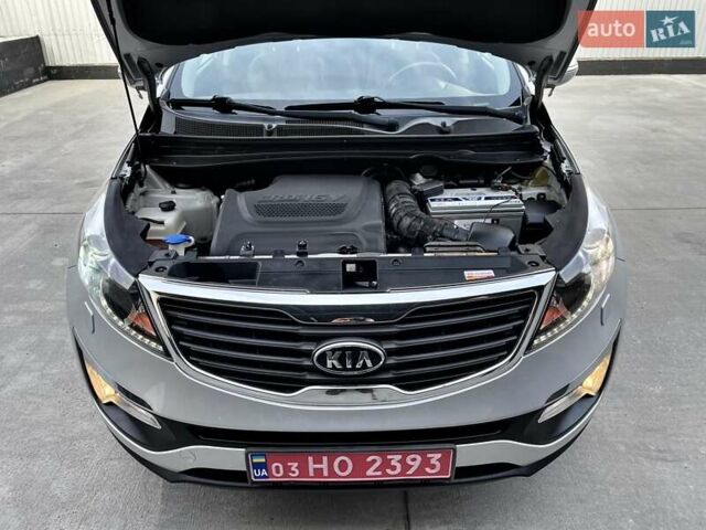 Серый Киа Sportage, объемом двигателя 2 л и пробегом 246 тыс. км за 12999 $, фото 90 на Automoto.ua