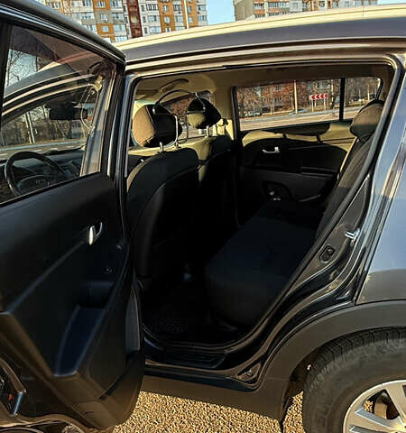 Серый Киа Sportage, объемом двигателя 1.69 л и пробегом 115 тыс. км за 12500 $, фото 11 на Automoto.ua