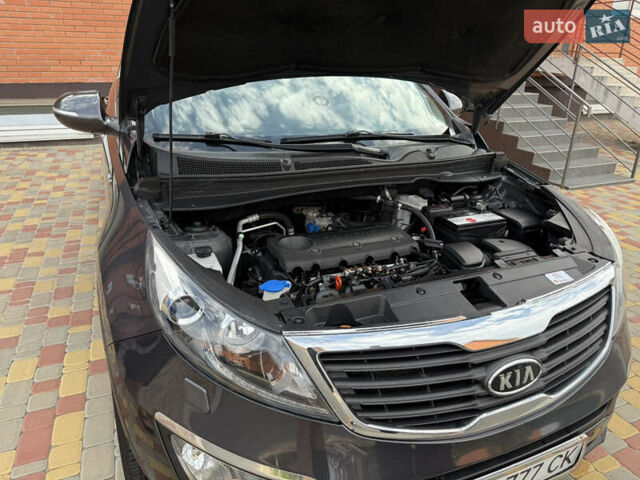 Серый Киа Sportage, объемом двигателя 2 л и пробегом 166 тыс. км за 15999 $, фото 18 на Automoto.ua