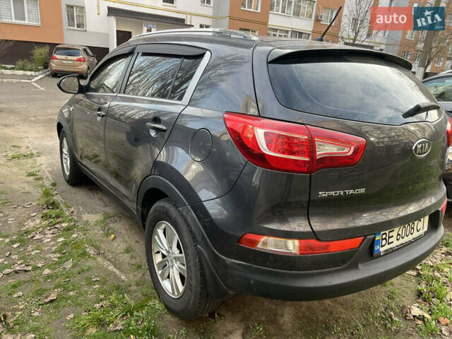 Серый Киа Sportage, объемом двигателя 2 л и пробегом 130 тыс. км за 10500 $, фото 1 на Automoto.ua
