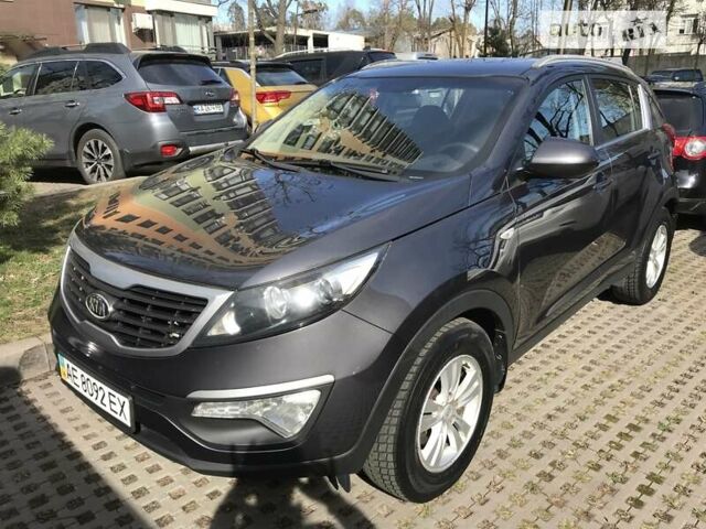 Сірий Кіа Sportage, об'ємом двигуна 1.7 л та пробігом 261 тис. км за 12299 $, фото 4 на Automoto.ua