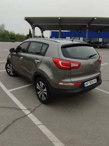 Серый Киа Sportage, объемом двигателя 2 л и пробегом 163 тыс. км за 14400 $, фото 1 на Automoto.ua