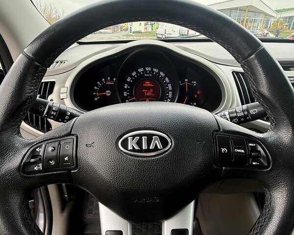 Серый Киа Sportage, объемом двигателя 2 л и пробегом 192 тыс. км за 14000 $, фото 20 на Automoto.ua
