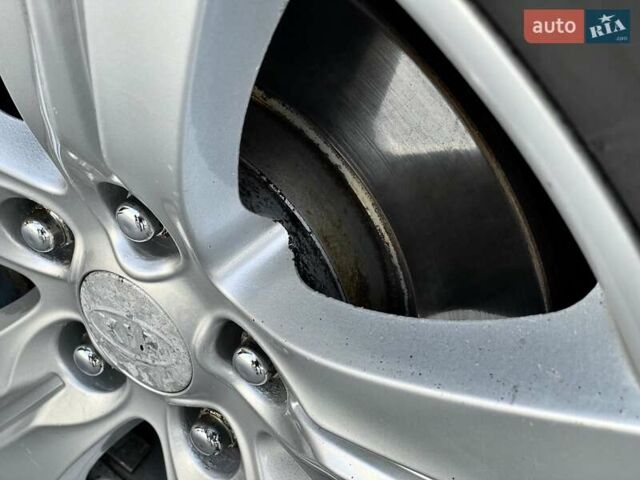 Серый Киа Sportage, объемом двигателя 2 л и пробегом 246 тыс. км за 12999 $, фото 20 на Automoto.ua