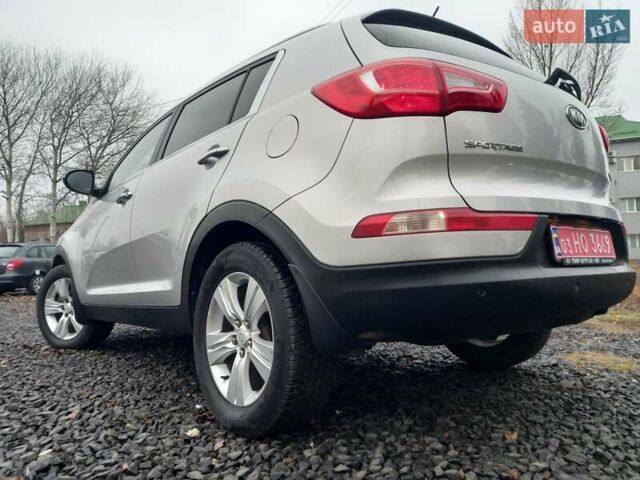 Серый Киа Sportage, объемом двигателя 1.7 л и пробегом 224 тыс. км за 11900 $, фото 69 на Automoto.ua