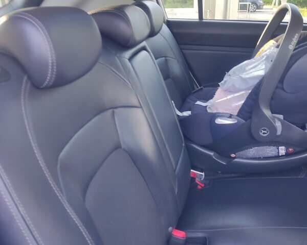 Серый Киа Sportage, объемом двигателя 2 л и пробегом 182 тыс. км за 14650 $, фото 5 на Automoto.ua