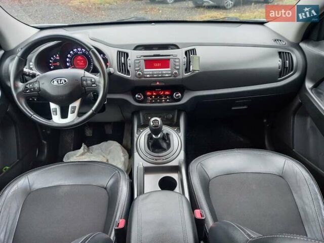 Серый Киа Sportage, объемом двигателя 1.7 л и пробегом 224 тыс. км за 11900 $, фото 26 на Automoto.ua