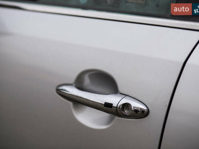 Серый Киа Sportage, объемом двигателя 2 л и пробегом 245 тыс. км за 14500 $, фото 8 на Automoto.ua