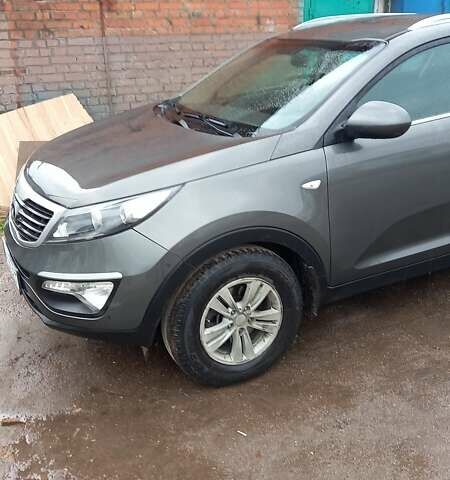Серый Киа Sportage, объемом двигателя 1.7 л и пробегом 165 тыс. км за 12500 $, фото 7 на Automoto.ua