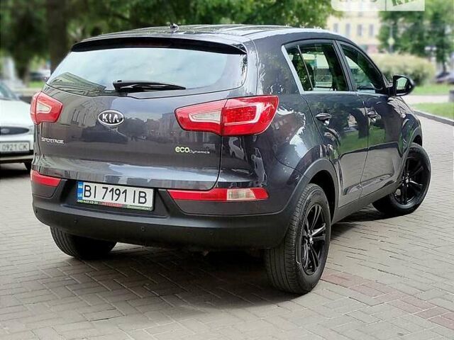 Серый Киа Sportage, объемом двигателя 1.69 л и пробегом 200 тыс. км за 12500 $, фото 3 на Automoto.ua