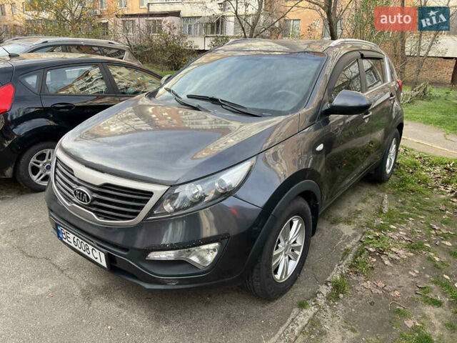 Серый Киа Sportage, объемом двигателя 2 л и пробегом 130 тыс. км за 10500 $, фото 2 на Automoto.ua