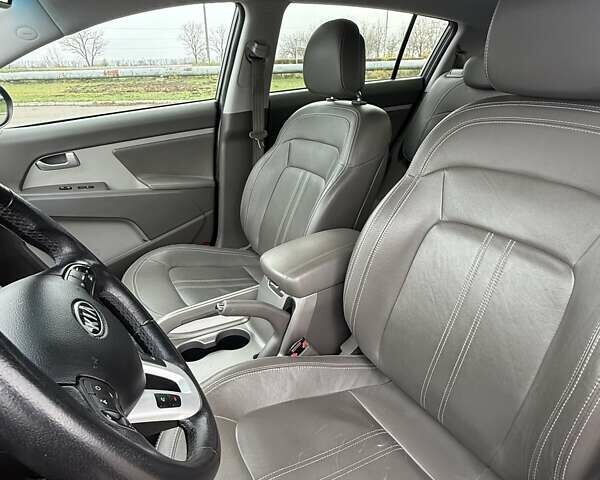 Серый Киа Sportage, объемом двигателя 2 л и пробегом 192 тыс. км за 14000 $, фото 23 на Automoto.ua