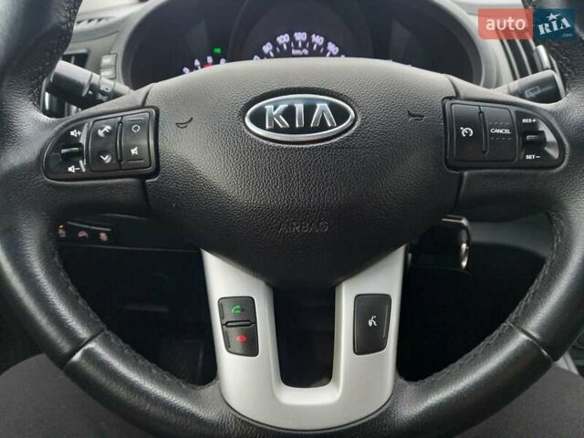 Серый Киа Sportage, объемом двигателя 1.7 л и пробегом 224 тыс. км за 11900 $, фото 10 на Automoto.ua