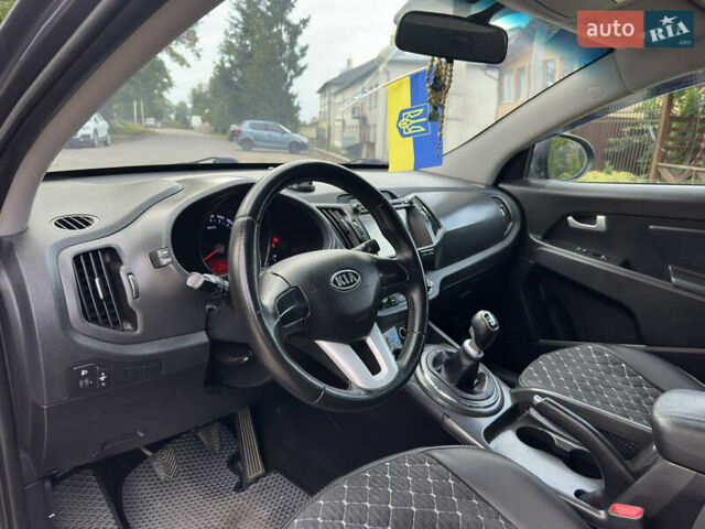 Сірий Кіа Sportage, об'ємом двигуна 1.7 л та пробігом 230 тис. км за 11450 $, фото 28 на Automoto.ua