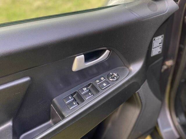 Сірий Кіа Sportage, об'ємом двигуна 1.7 л та пробігом 175 тис. км за 11600 $, фото 10 на Automoto.ua