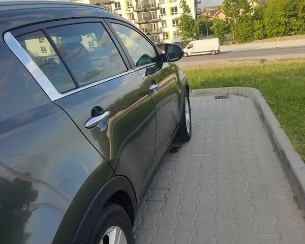 Серый Киа Sportage, объемом двигателя 2 л и пробегом 182 тыс. км за 14650 $, фото 18 на Automoto.ua