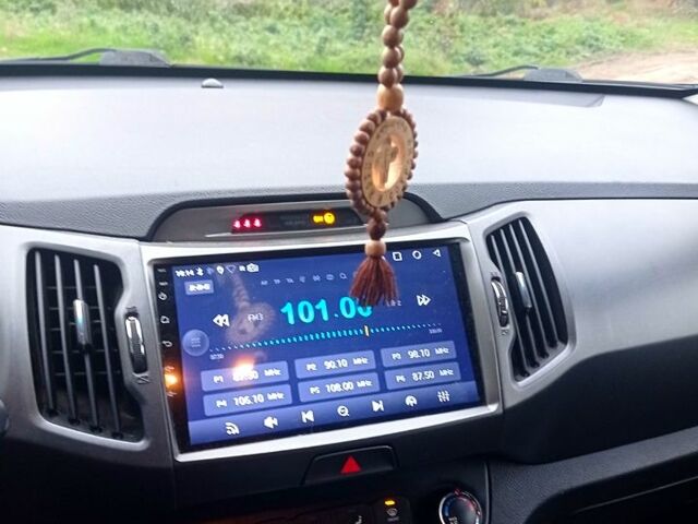 Серый Киа Sportage, объемом двигателя 1.7 л и пробегом 151 тыс. км за 11000 $, фото 3 на Automoto.ua