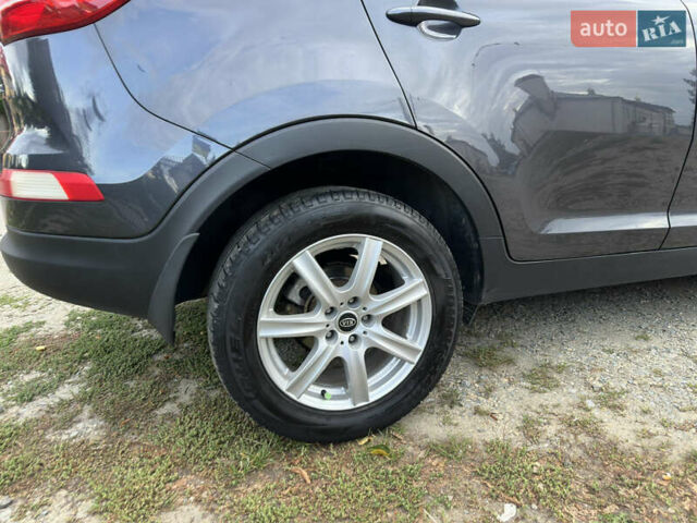Сірий Кіа Sportage, об'ємом двигуна 1.7 л та пробігом 230 тис. км за 11450 $, фото 16 на Automoto.ua
