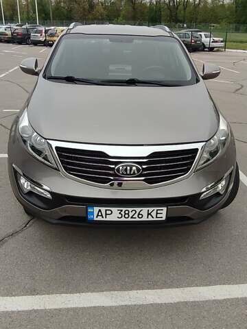 Серый Киа Sportage, объемом двигателя 2 л и пробегом 163 тыс. км за 14400 $, фото 5 на Automoto.ua