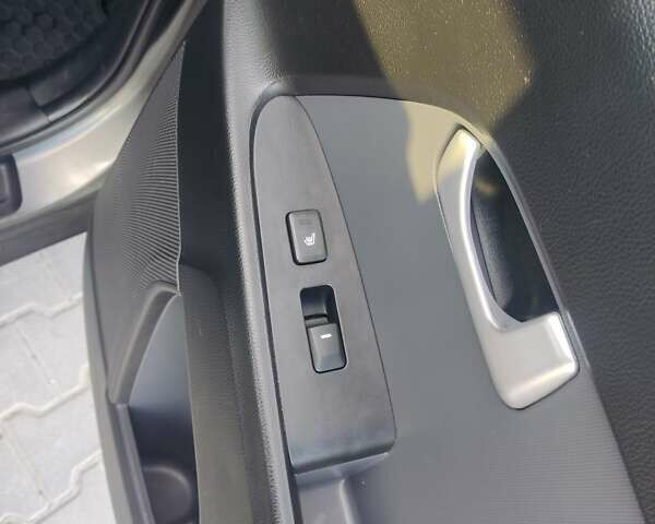 Серый Киа Sportage, объемом двигателя 2 л и пробегом 182 тыс. км за 14650 $, фото 6 на Automoto.ua