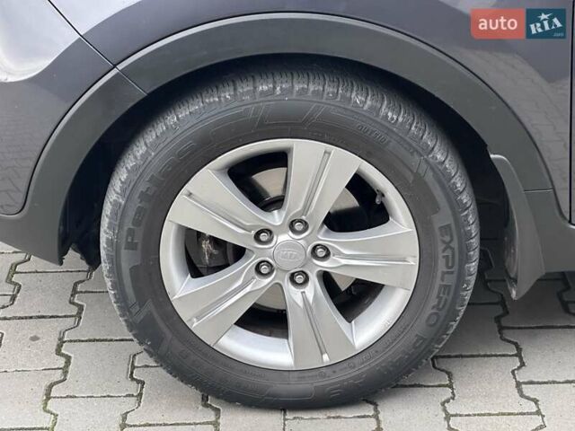 Сірий Кіа Sportage, об'ємом двигуна 2 л та пробігом 185 тис. км за 13399 $, фото 91 на Automoto.ua