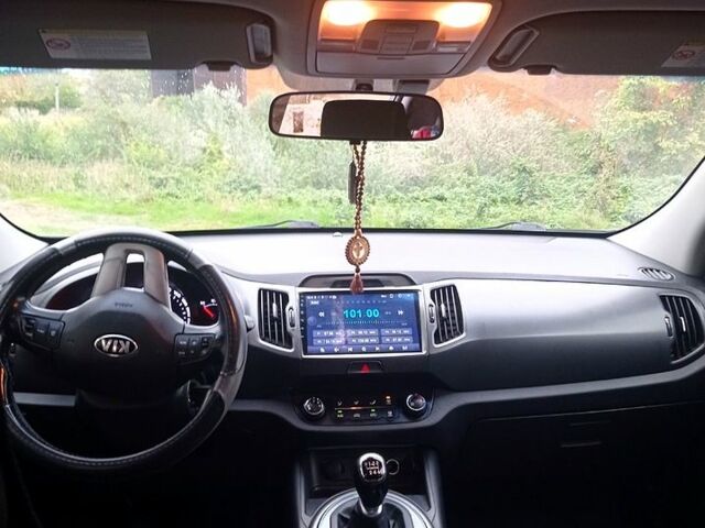 Серый Киа Sportage, объемом двигателя 1.7 л и пробегом 151 тыс. км за 11000 $, фото 8 на Automoto.ua