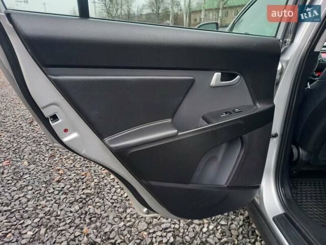 Серый Киа Sportage, объемом двигателя 1.7 л и пробегом 224 тыс. км за 11900 $, фото 51 на Automoto.ua