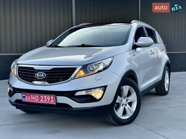 Серый Киа Sportage, объемом двигателя 2 л и пробегом 246 тыс. км за 12999 $, фото 7 на Automoto.ua