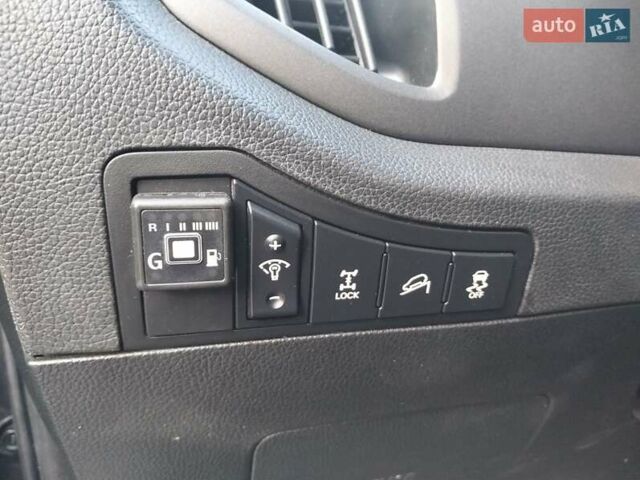 Сірий Кіа Sportage, об'ємом двигуна 2 л та пробігом 230 тис. км за 12400 $, фото 26 на Automoto.ua