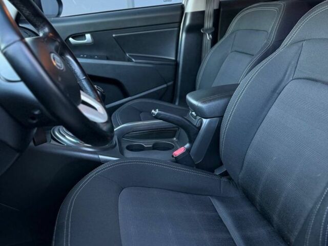 Серый Киа Sportage, объемом двигателя 1.7 л и пробегом 119 тыс. км за 11500 $, фото 5 на Automoto.ua