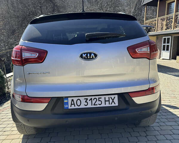 Сірий Кіа Sportage, об'ємом двигуна 2 л та пробігом 258 тис. км за 14800 $, фото 12 на Automoto.ua