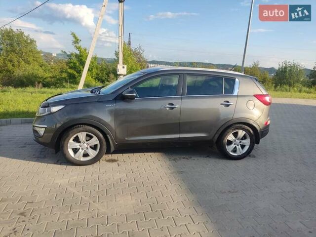 Серый Киа Sportage, объемом двигателя 2 л и пробегом 182 тыс. км за 14650 $, фото 4 на Automoto.ua