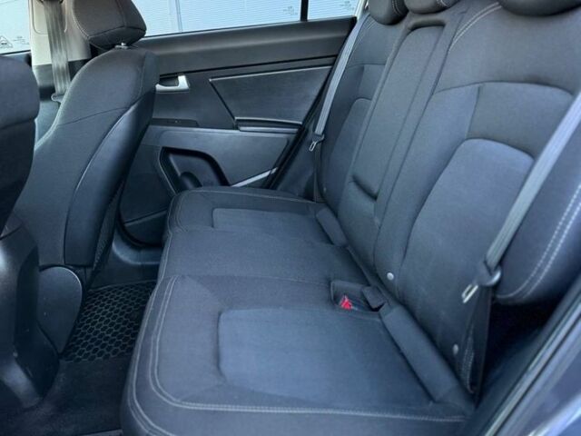 Серый Киа Sportage, объемом двигателя 1.7 л и пробегом 119 тыс. км за 11500 $, фото 4 на Automoto.ua