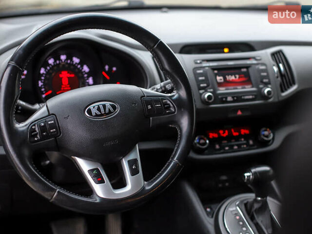 Серый Киа Sportage, объемом двигателя 2 л и пробегом 245 тыс. км за 14500 $, фото 21 на Automoto.ua
