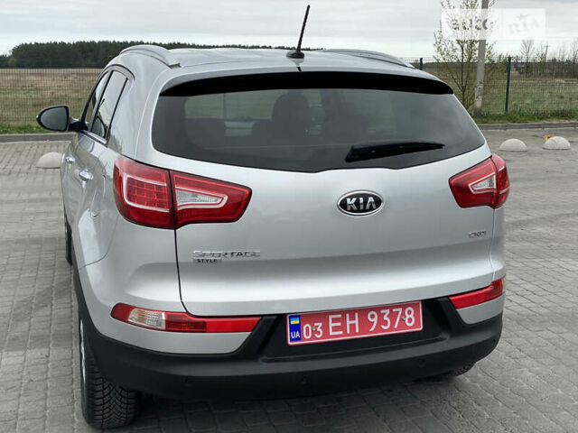 Сірий Кіа Sportage, об'ємом двигуна 2 л та пробігом 224 тис. км за 14700 $, фото 14 на Automoto.ua