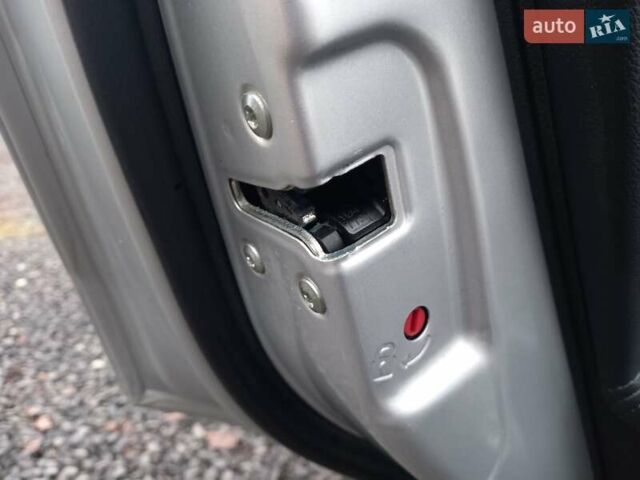 Серый Киа Sportage, объемом двигателя 1.7 л и пробегом 224 тыс. км за 11900 $, фото 17 на Automoto.ua