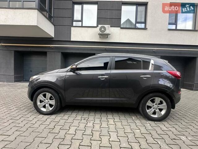 Сірий Кіа Sportage, об'ємом двигуна 2 л та пробігом 185 тис. км за 13399 $, фото 56 на Automoto.ua
