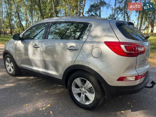 Сірий Кіа Sportage, об'ємом двигуна 2 л та пробігом 142 тис. км за 11450 $, фото 21 на Automoto.ua