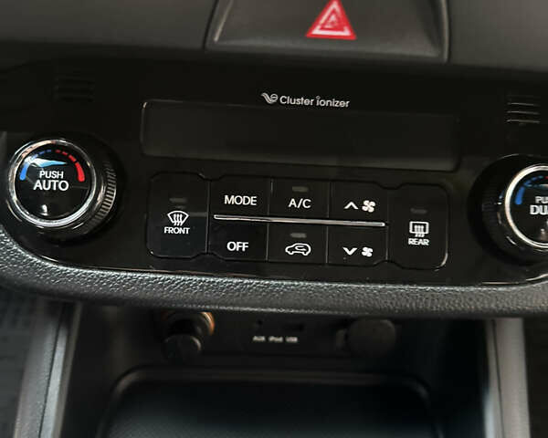 Серый Киа Sportage, объемом двигателя 1.98 л и пробегом 265 тыс. км за 13800 $, фото 16 на Automoto.ua